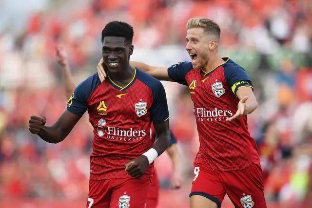 敢打敢拼！赵睿13中7砍下中国男篮最高的17分