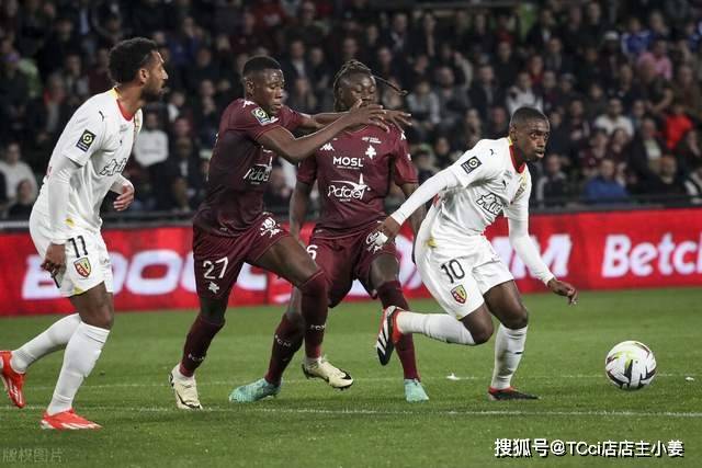 杜锋:一场好一场差 不知道队员每场状态会去哪